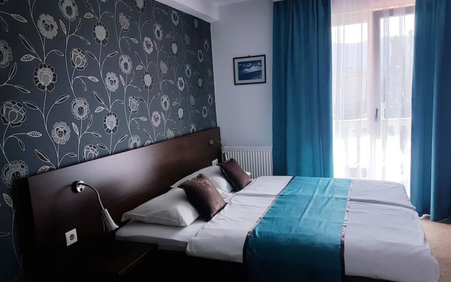 Ahar Hotel