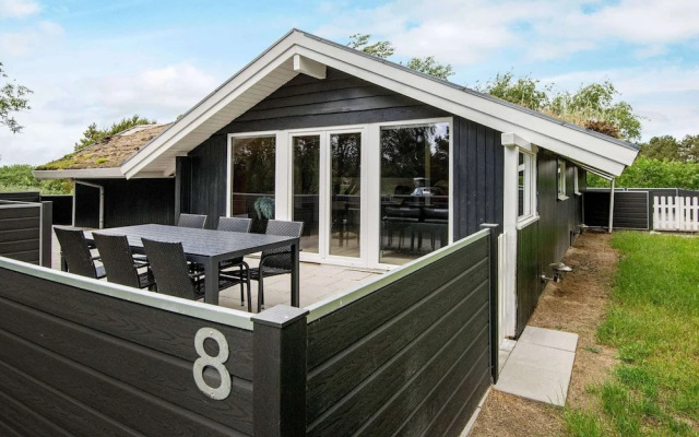 6 Person Holiday Home in Romo