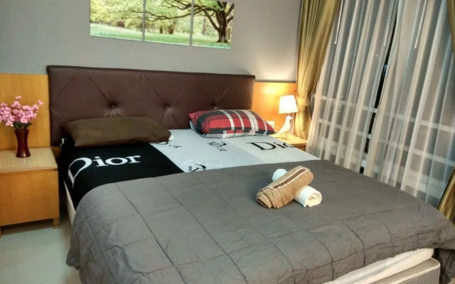 Savi Rooms