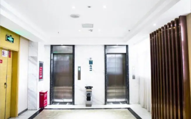 City Comfort Inn Jingzhou Railway Station