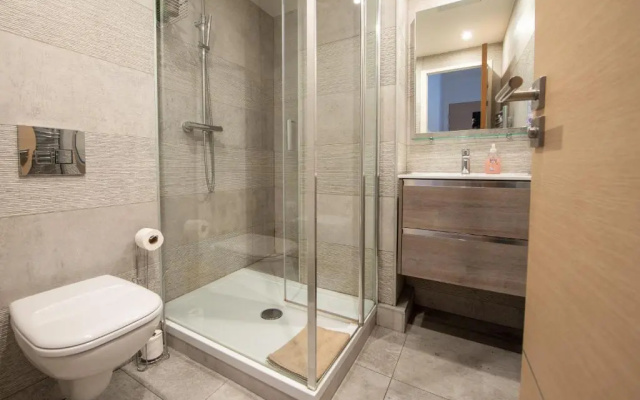 Jean Medecin - Modern And Brand New 1br Flat