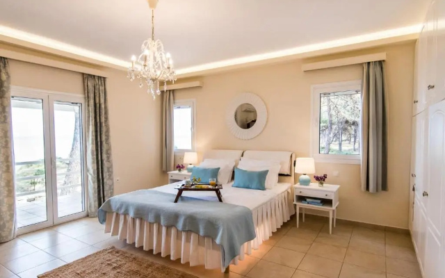 Azzuro Beach House