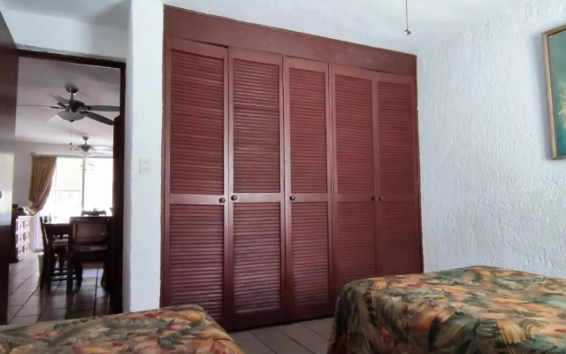 Condo Corazon 2-BD Apartment