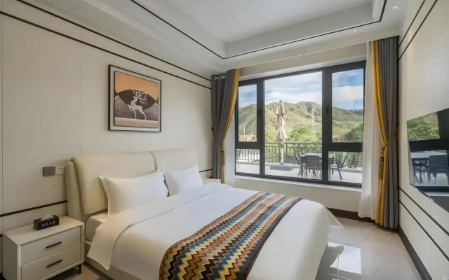 Floral Hotel· Beijing Meet Mountain hotel
