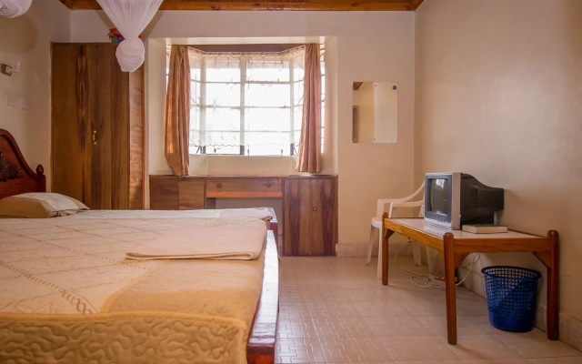 Hotel Genevieve
