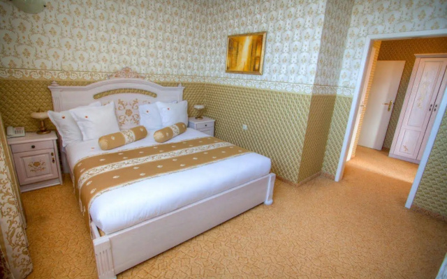Hotel Bistra & Galina