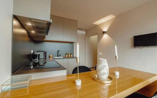 City Center Premium Apartment by Vacationy