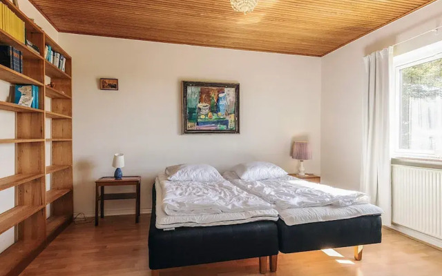 8 Person Holiday Home in Harpelunde