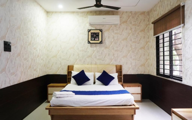 Stay10 Luxury Service Apartment