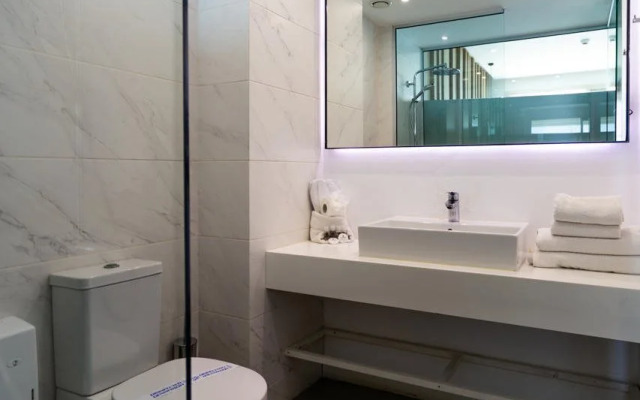 Piere Anne Beach Hotel