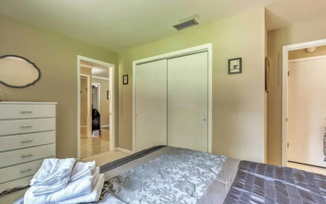 Riverfront Dunnellon Home w/ Dock & Solarium!