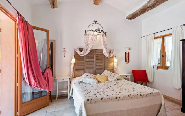 Classy VIlla in Bargemon with Private Swimming Pool