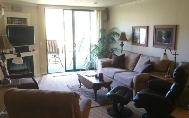 Oceanside Beach Condo