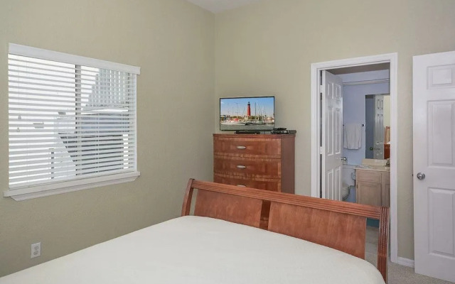 6368S - Atlantic Avenue Home - 3Br Home