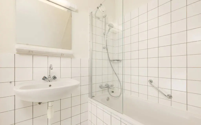 Nice bungalow with a dishwasher, 3 km van Putten
