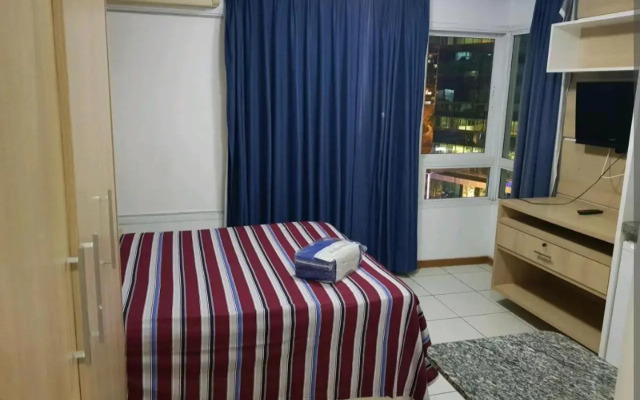 Flat Biarritz Setor Hoteleiro Norte Quarto 106