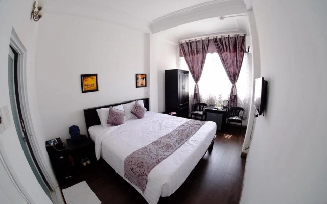 Evelyn Hotel Danang