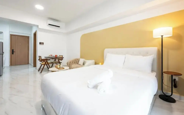 Royal Platinum Condo by Soben Homes