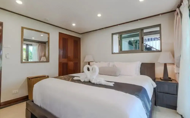 Famous Baan Bua Luxury Estate V238