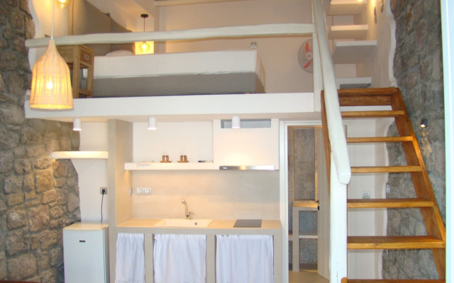 Efis Apartments