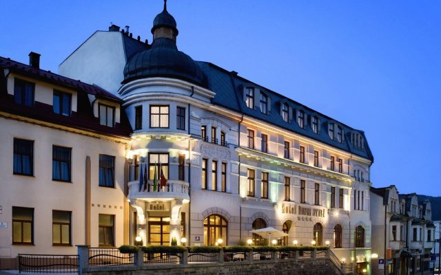 Отель Dubna Skala Словакия, Жилина - отзывы, цены и фото номеров - забронировать отель Dubna Skala онлайн вид на фасад