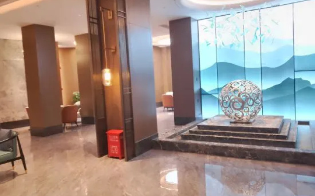 Fengkai Riverside Hotel