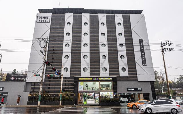 No.25 Hotel Gimpo Airpot вид на фасад
