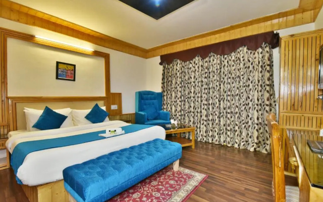Hotel Himgiri Manali