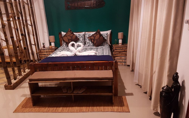 La Colonial Resort - Adults Only