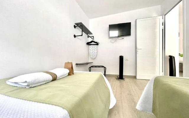 One bedroom house 2, Wifi, AC, Mountain View