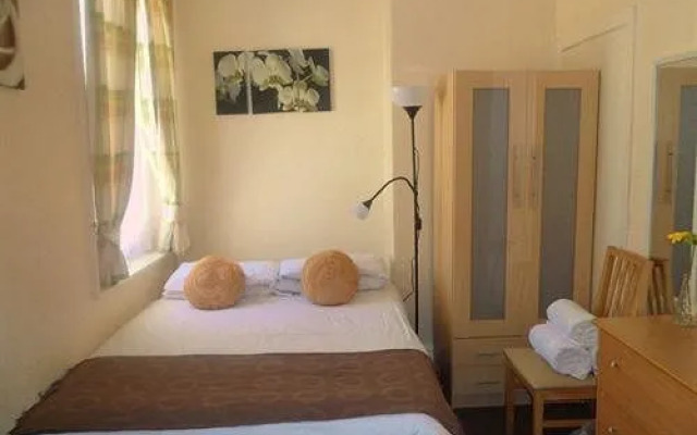 New Derina Hotel