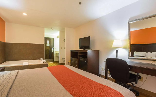 Motel 6 Waterloo, IA - Crossroads Mall - Cedar Falls