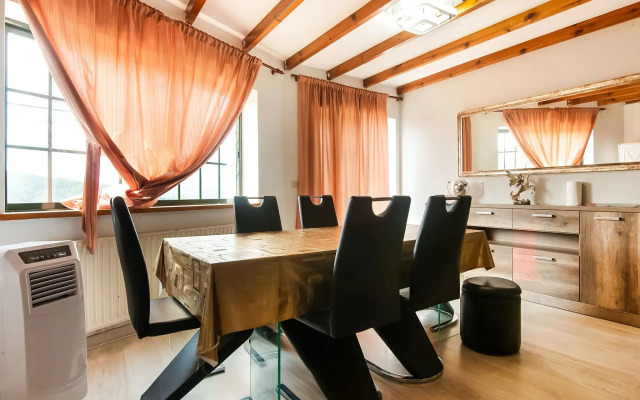 Spacious holiday home in Santiago de Compostela with pool