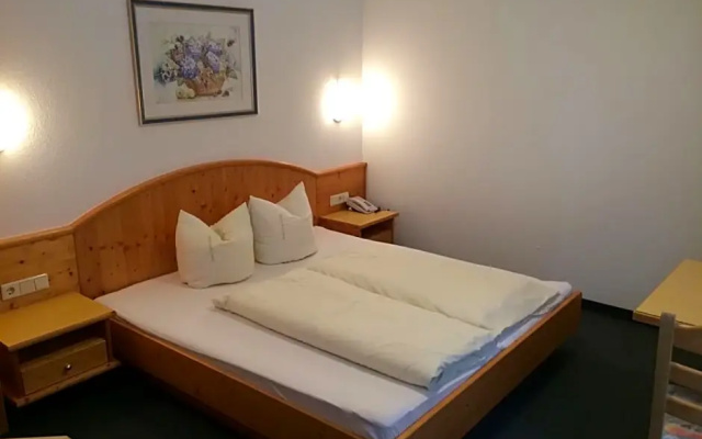 Hotel Garni Golfais