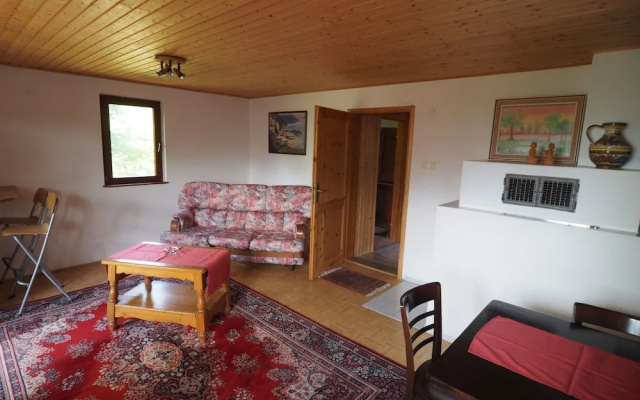 Apartments and Rooms Sara Latin