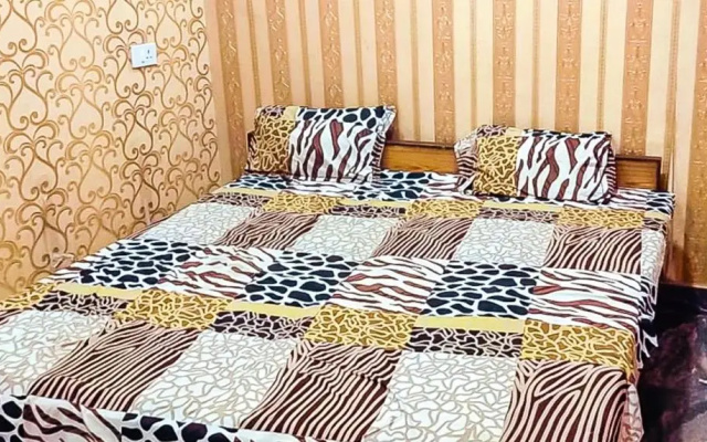 Maa Peetambara Guest House & Restaurant By WB Inn