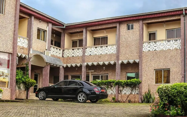 Fini Hotel Bobende