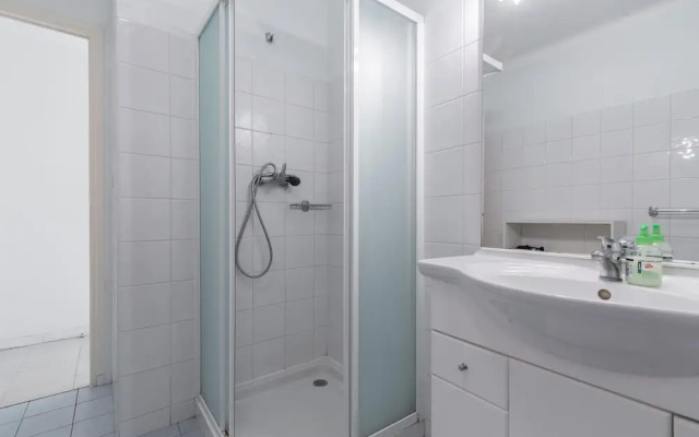 Spacious Studio Apartment Close to The Martinez - 2313