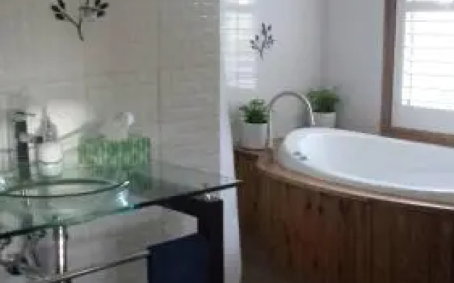 Stringybark Hills Retreat