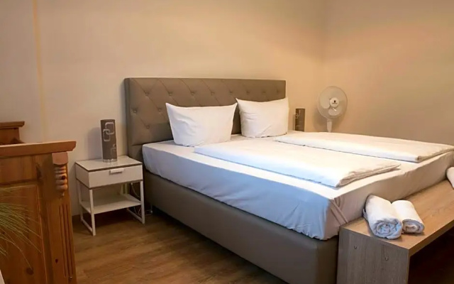 Hotel Ravene