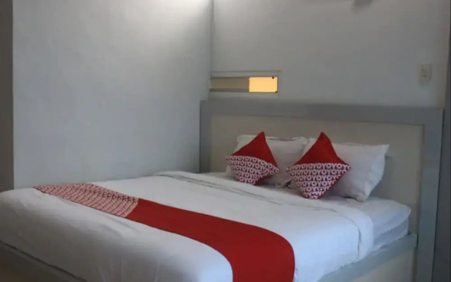 Townhouse Oak near Tugu Simpang Lima formerly GM Inn Hotel