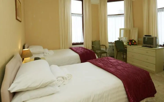 Star Hotel