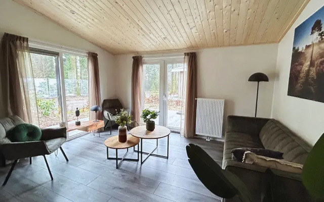 Chalet w/ Garden & Views