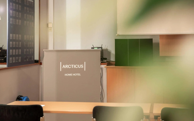 Home Hotel Arcticus