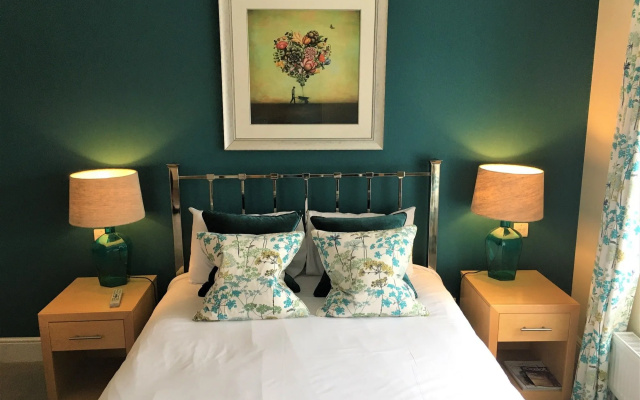 The Highworth Hotel