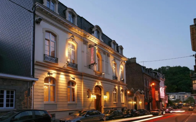 hotelImage