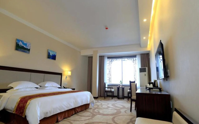 Days Hotel by Wyndham Guilin