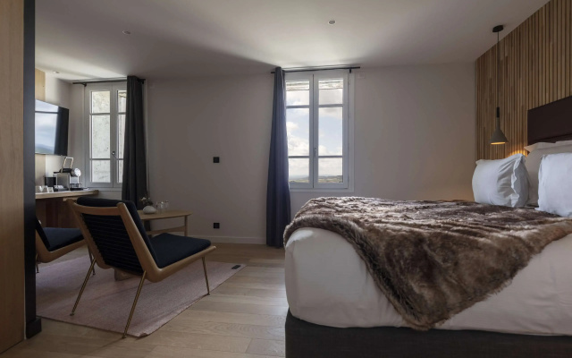 Origines par Adrien Descouls The Originals Relais