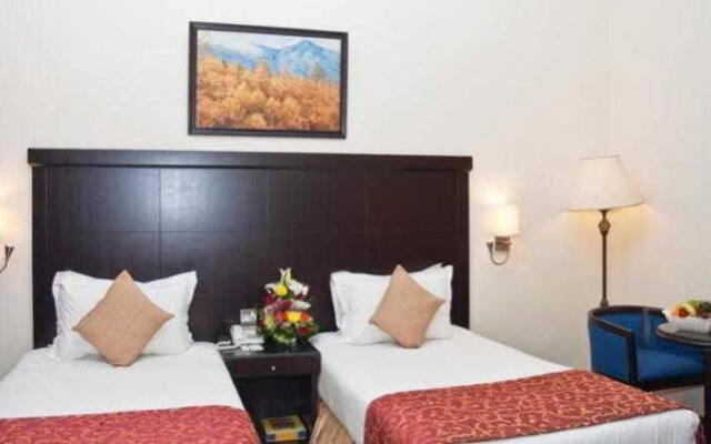 Отель Regent Beach Resort вид на фасад