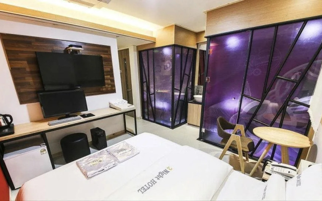 2Night Hotel